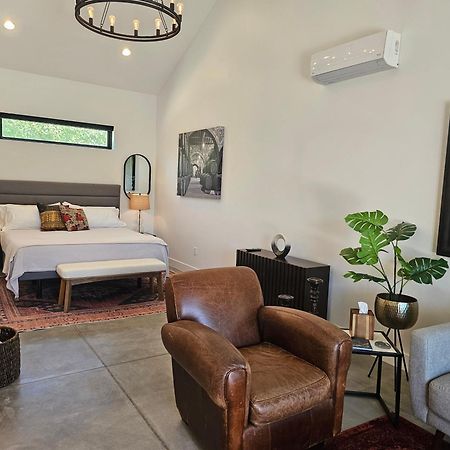 Hidden Hacienda Hotel Temecula Room photo